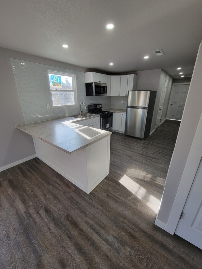 2417 East 13th Street, Unit Rear in Cheyenne, WY - Building Photo - Building Photo