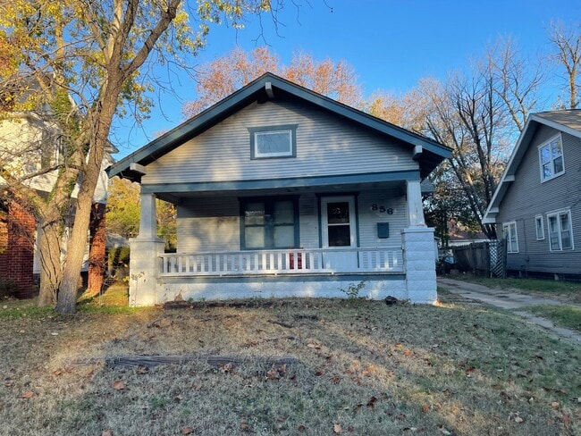 property at 856 N Buffum Ave