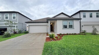 5723 Cattle Rnch Dr in St. Cloud, FL - Building Photo