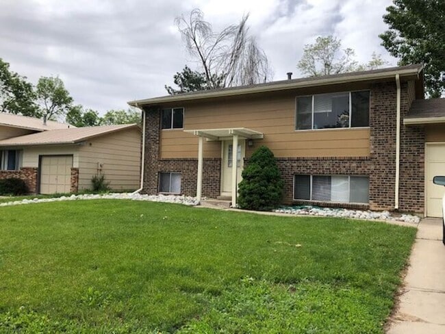 property at 2513 W Laurel St