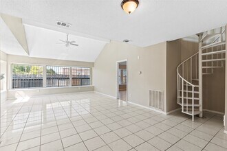 7010 Cape Forward Dr in Houston, TX - Building Photo - Building Photo
