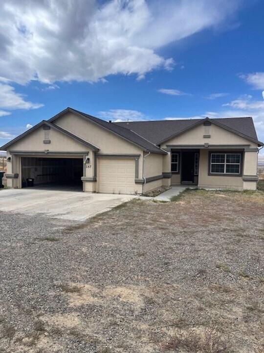 557 Dry Crk Trl in Elko, NV - Building Photo