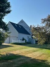 6349 Woodhall Ct in Hudsonville, MI - Foto de edificio - Building Photo