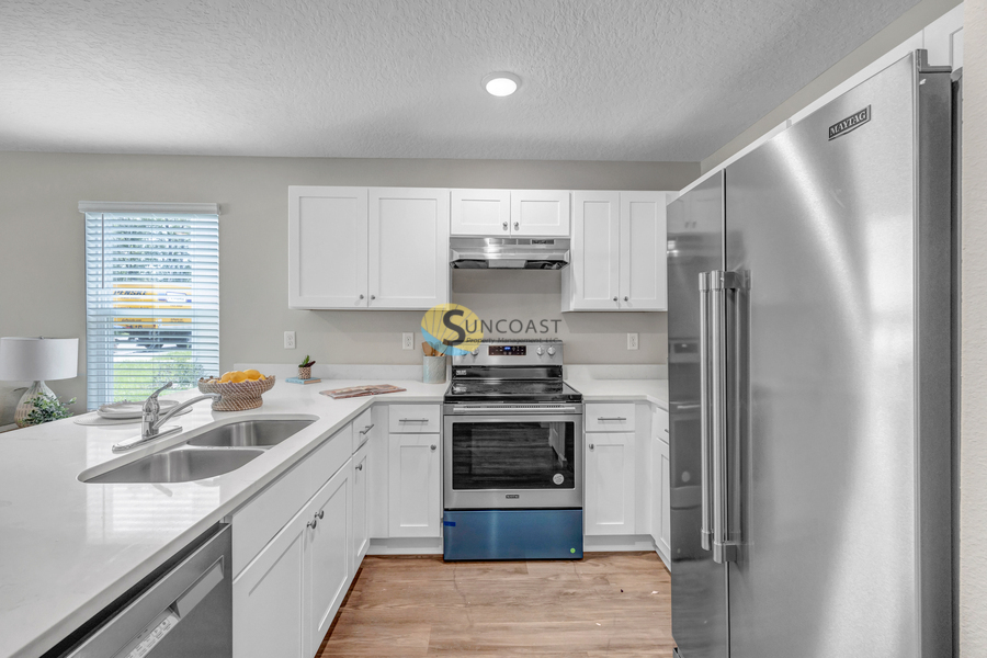 6529 Breezy Oaks Wy in Jacksonville, FL - Building Photo