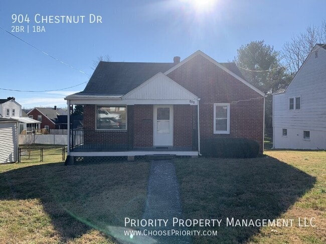 property at 904 Chestnut Dr