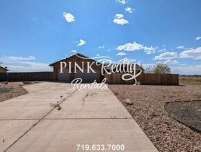 1325 N Challenger Pl in Pueblo West, CO - Building Photo - Building Photo