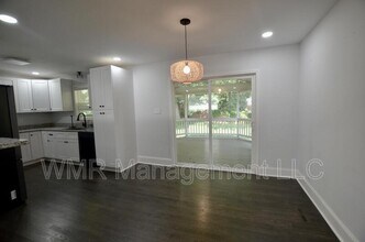1820 Windham Pl in Charlotte, NC - Building Photo - Building Photo