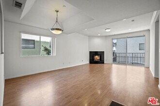 1804 Camden Ave in Los Angeles, CA - Building Photo - Building Photo