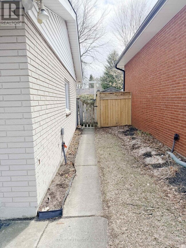 711 Algoma Ave in London, ON - Building Photo - Building Photo