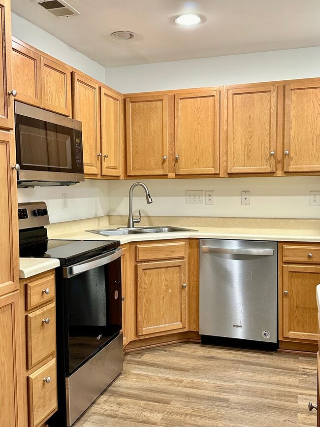 11812 Shoemaker Ct in Charlotte, NC - Building Photo - Building Photo