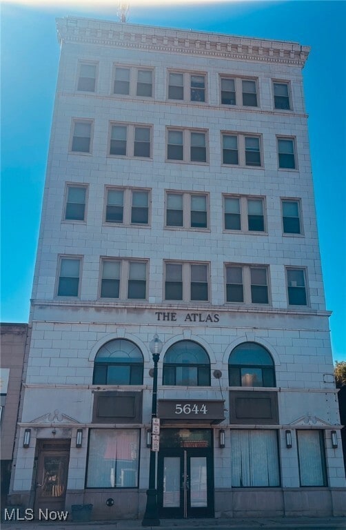 property at 5644 Broadway Ave