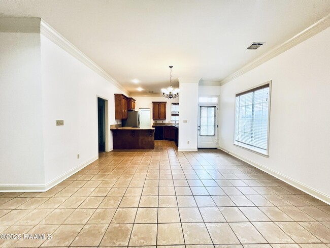 125 Oakbend Dr in Lafayette, LA - Building Photo - Building Photo