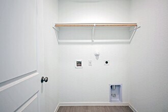 14609 Mudstone Pl in Elmendorf, TX - Building Photo - Building Photo