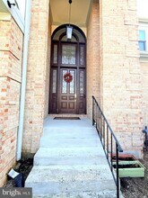 43549 Coal Bed Ct in Ashburn, VA - Building Photo - Building Photo