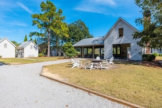 154 Cherry Grv Dr in Summerville, SC - Building Photo - Building Photo