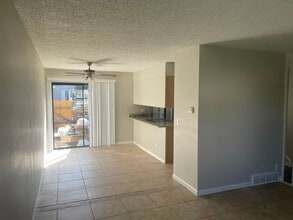 1936 S Oswego Way in Aurora, CO - Building Photo - Building Photo