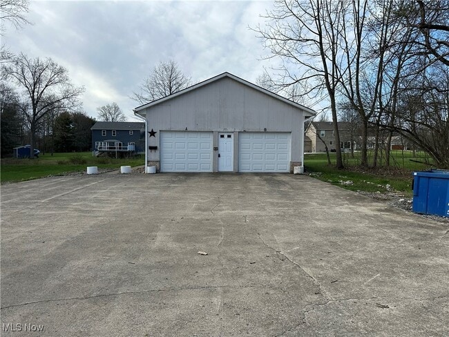 771 E Park Ave in Columbiana, OH - Building Photo - Building Photo