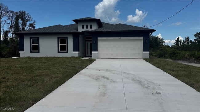 543 McArthur Blvd in Lehigh Acres, FL - Building Photo - Building Photo