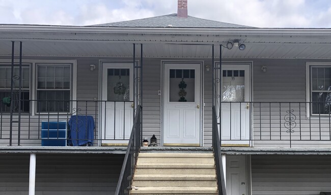 11 Grandview Rd in Fairfield, CT - Building Photo - Building Photo