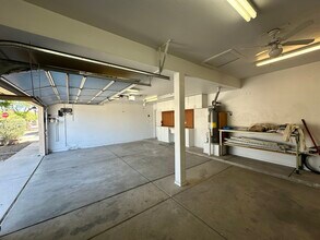 9421 N 93rd Ave in Peoria, AZ - Building Photo - Building Photo