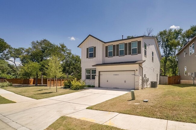 property at 1109 Winnie Dr