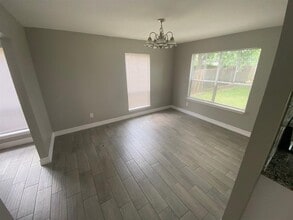 2110 Hilton Head Dr in Missouri City, TX - Building Photo - Building Photo