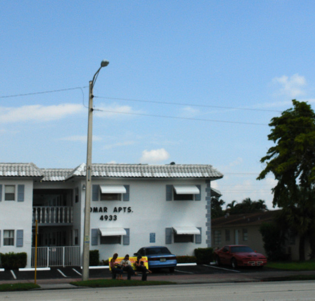 4933 Hollywood Blvd in Hollywood, FL - Building Photo - Building Photo