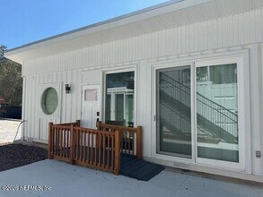 8778 Waterfront Terrace in Jacksonville, FL - Building Photo - Building Photo