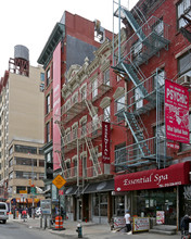 147-149 Grand St in New York, NY - Building Photo - Building Photo