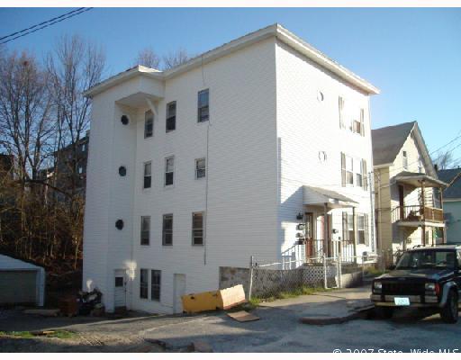 150 Lincoln St in Woonsocket, RI - Foto de edificio