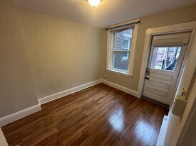 238 W Newton St, Unit 1T in Boston, MA - Building Photo