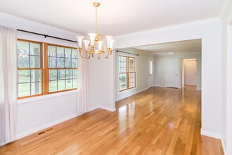 6868 Crane Rd in Ypsilanti, MI - Building Photo - Building Photo