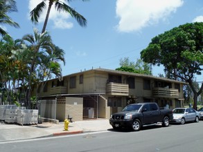 2904-2910 Date St in Honolulu, HI - Foto de edificio - Building Photo