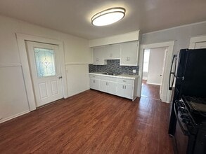 1126 Jennette Ave NW in Grand Rapids, MI - Building Photo - Building Photo