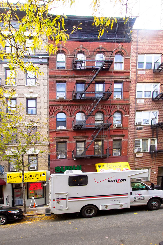 310 E 93rd St in New York, NY - Building Photo - Building Photo