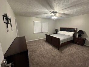 1234 Decatur in Decatur, GA - Foto de edificio - Building Photo