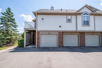 5362 Brookemonte Cir in Oakland Township, MI - Building Photo - Building Photo