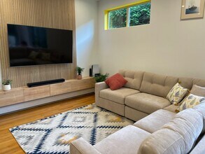 39 Dana St, Unit 5 in Cambridge, MA - Building Photo - Building Photo