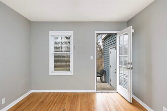 6024-6026 W 35th St in Minneapolis, MN - Building Photo - Building Photo