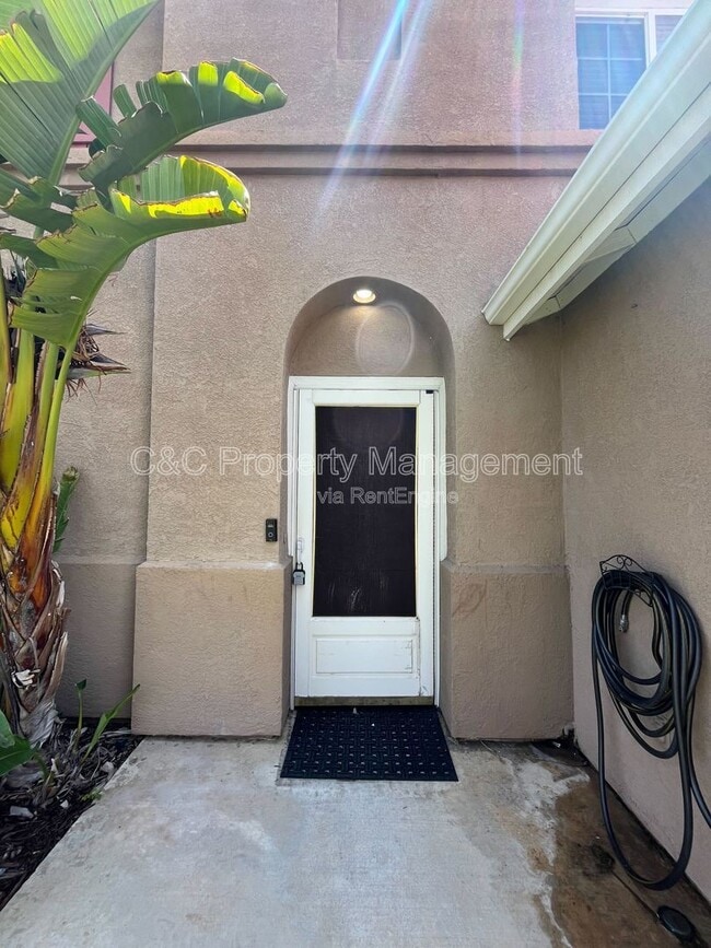23306 Daisy Dr in Corona, CA - Building Photo - Building Photo