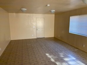 1337 Clovis Ct in Pomona, CA - Building Photo - Building Photo