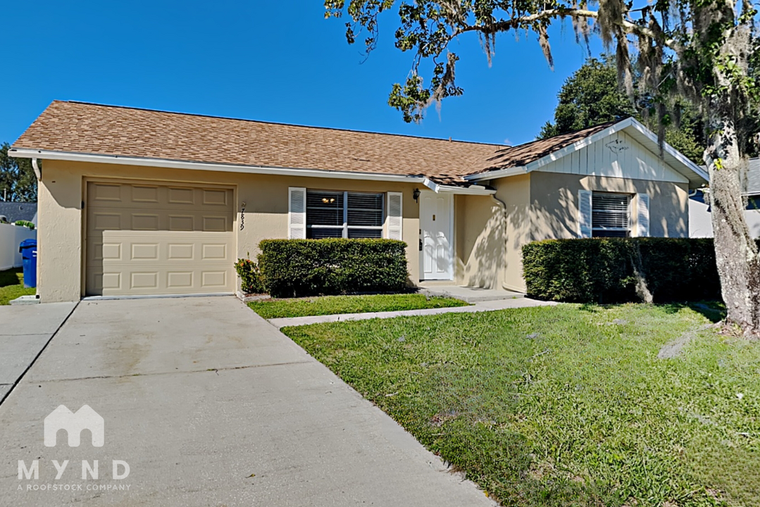 7839 Griswold Loop in New Port Richey, FL - Building Photo