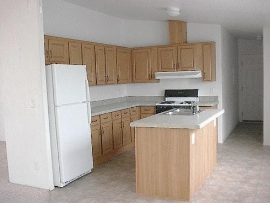 property at 1915 N Park Ave