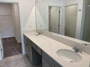 1203 Cabot Cliffs Dr in Daytona Beach, FL - Building Photo - Building Photo