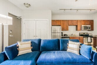 1016 18th Ave S in Nashville, TN - Building Photo - Building Photo