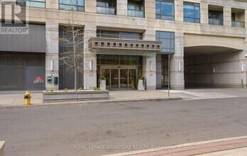 23 Glebe Rd W in Toronto, ON - Building Photo - Building Photo