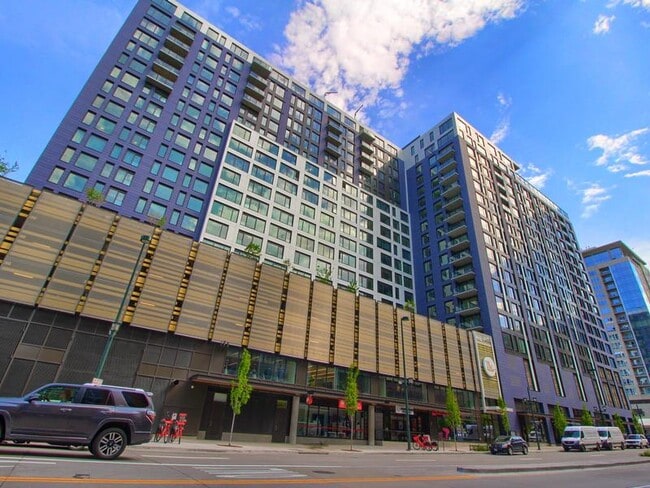 1750 Wewatta St, Unit 1124 in Denver, CO - Building Photo - Building Photo