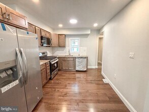 1143 S Mole St in Philadelphia, PA - Building Photo - Building Photo