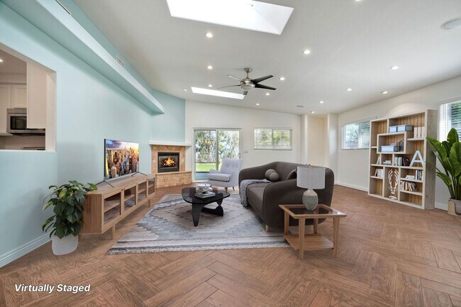 property at 3921 Daisy Pl