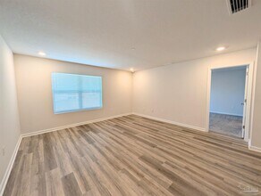 3857 James Stovall St in Pensacola, FL - Building Photo - Building Photo